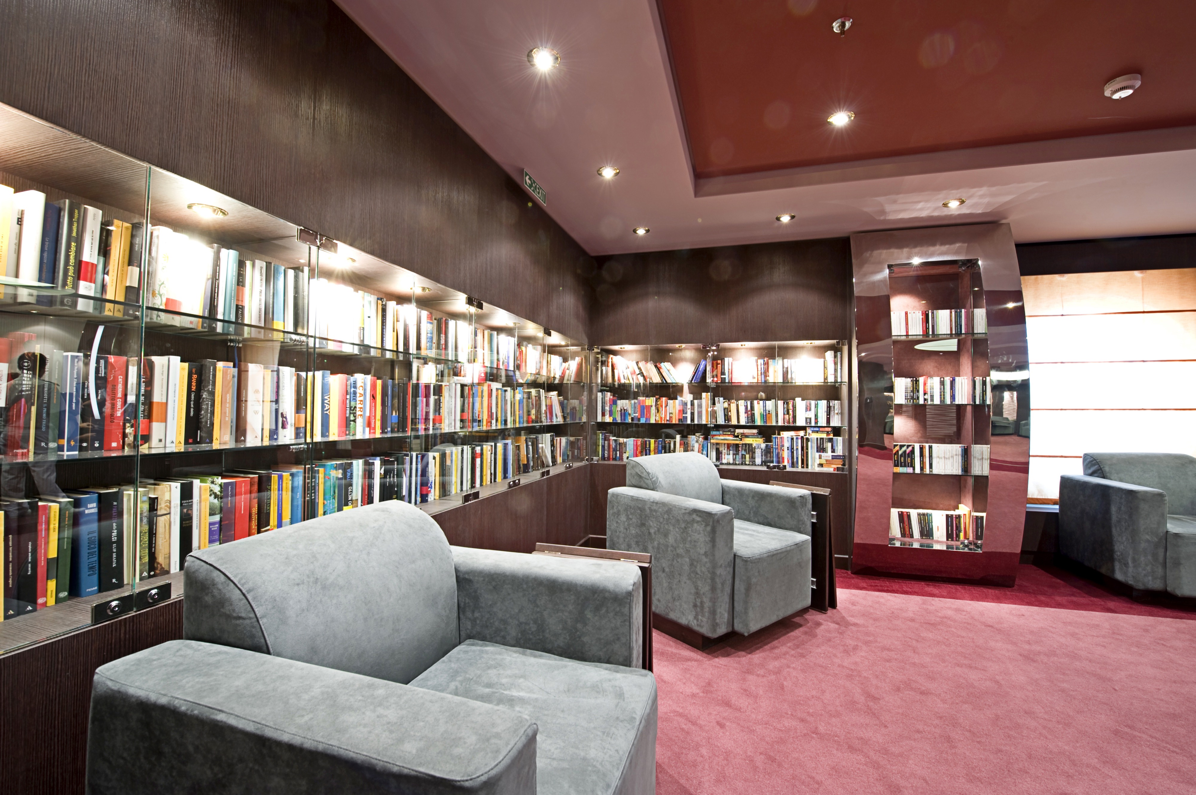 MSC Splendida - Library
